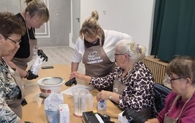 Spotkanie tw&oacute;rcze - babeczki 16