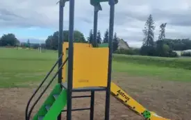 Doposażenie placu zabaw w miejscowości Lotyń 6